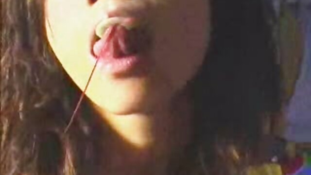 Solo intenta escapar de mi poderosa mano de tijera 4k free xxx