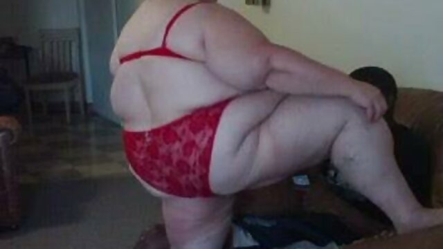Vídeo casero de masturbación y relleno spygasm porn de bragas de Natasha